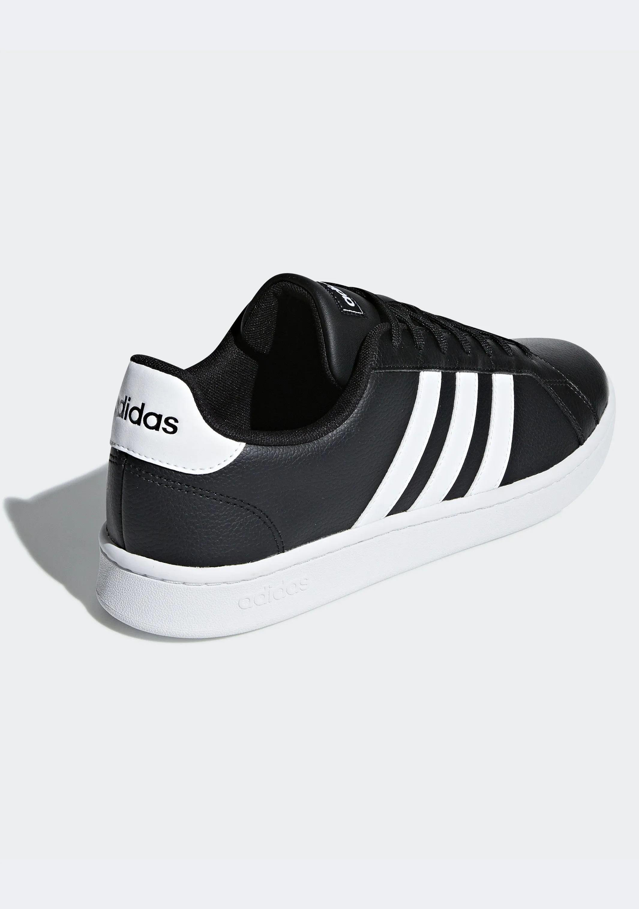 Adidas Men's Grand Court