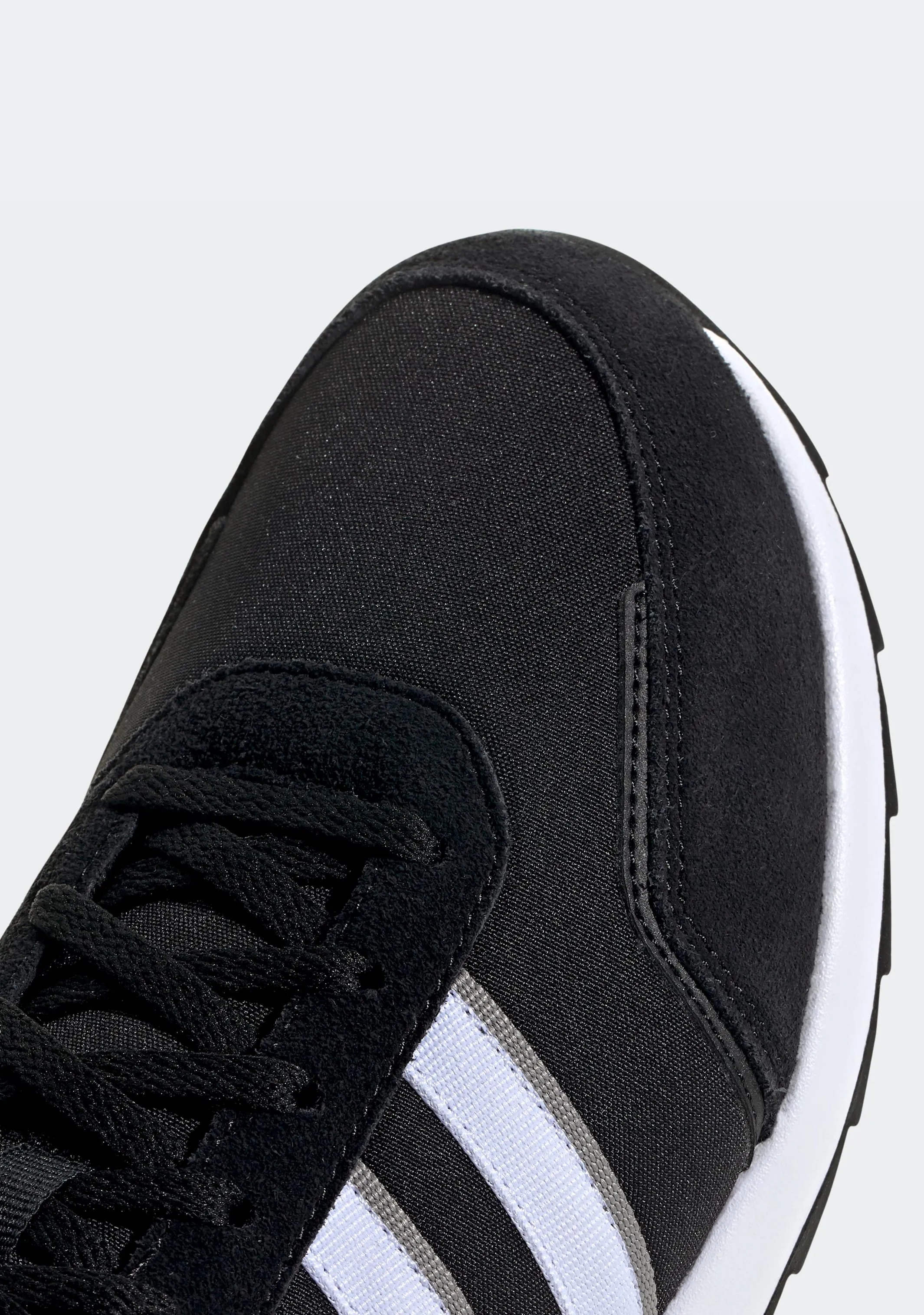 Adidas Men's Retrorunner