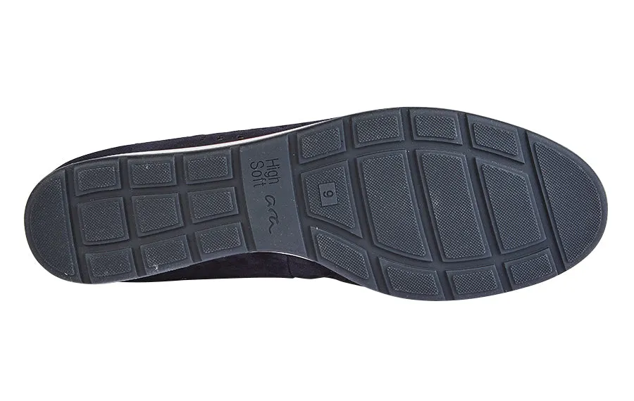 Ara Gina Navy
