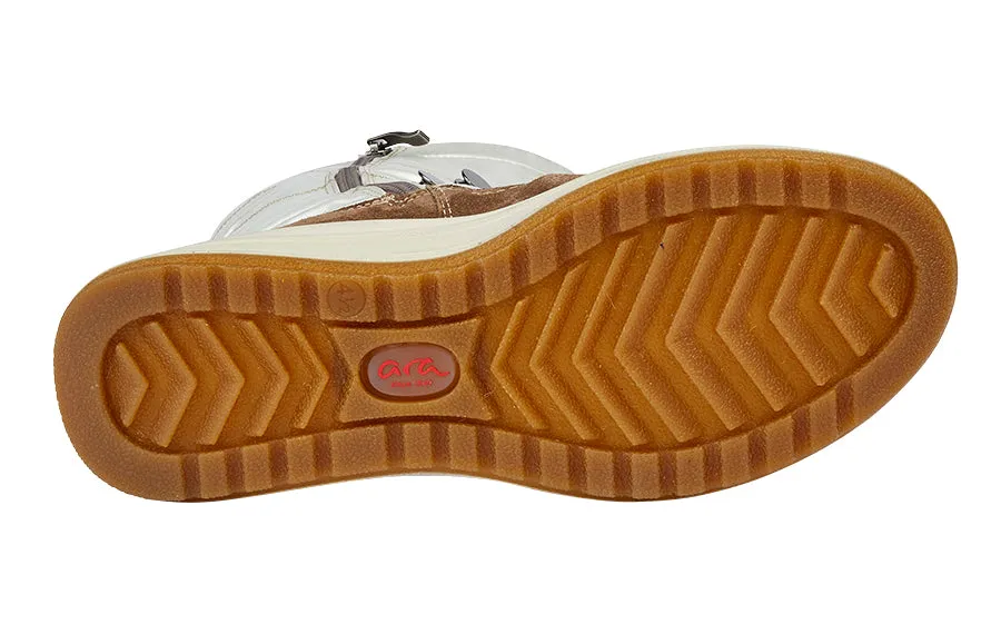 Ara Northpole White