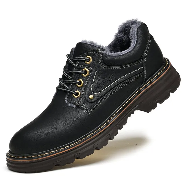Comfortable and Roomy Leather Men's Shoes