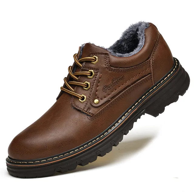 Comfortable and Roomy Leather Men's Shoes
