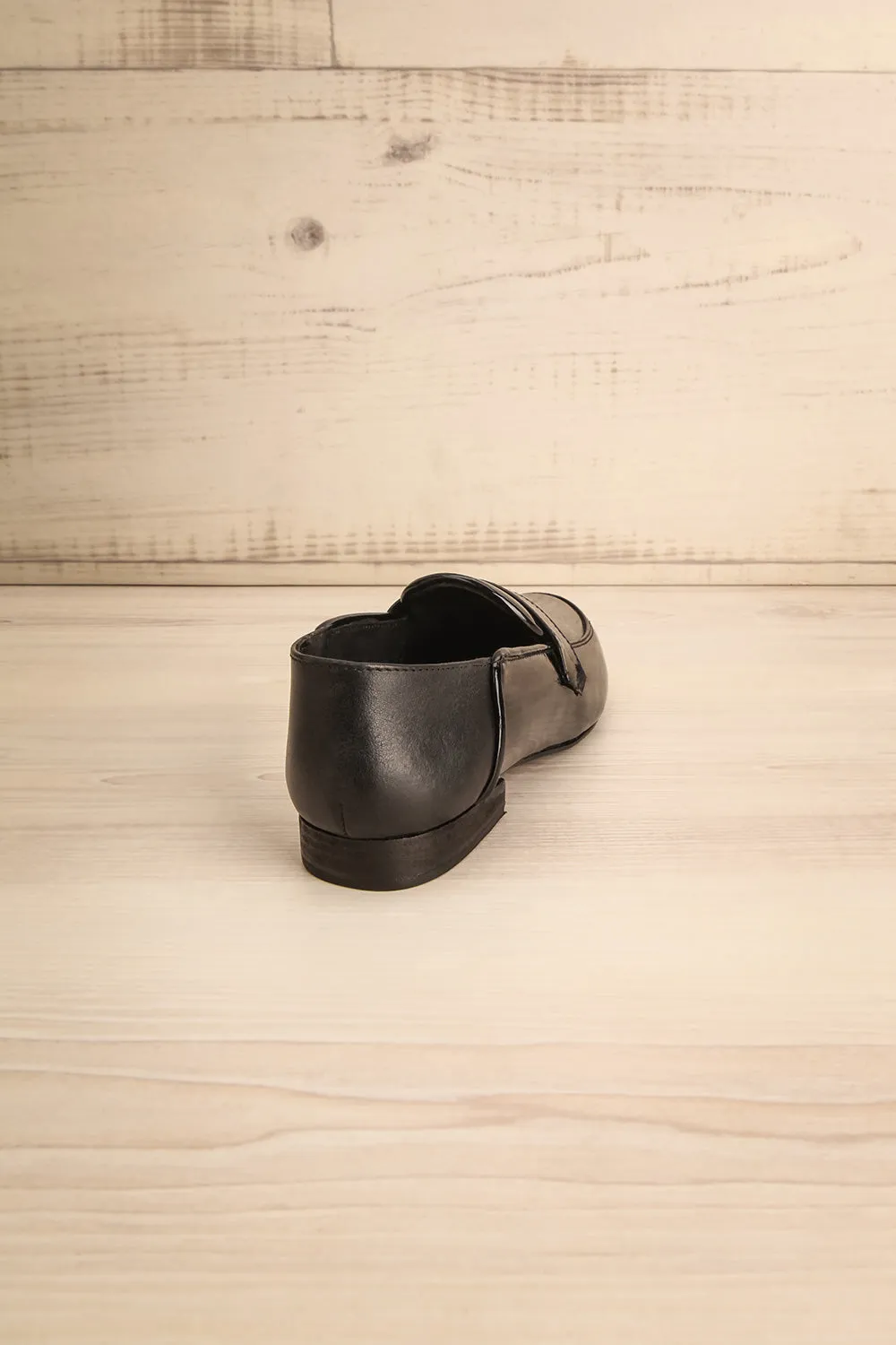 Papeete | Black Loafers