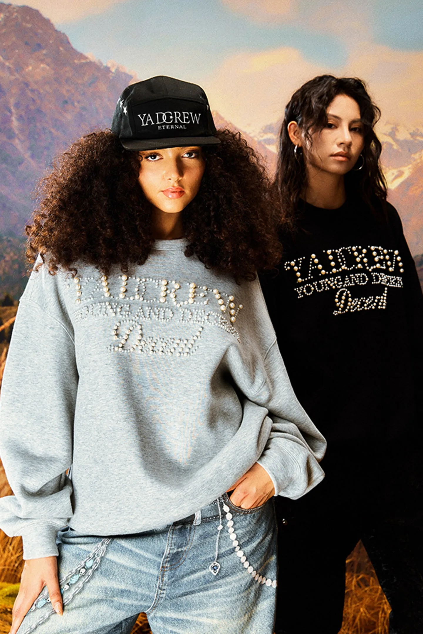 Pearl Text Print Crewneck Sweatshirt
