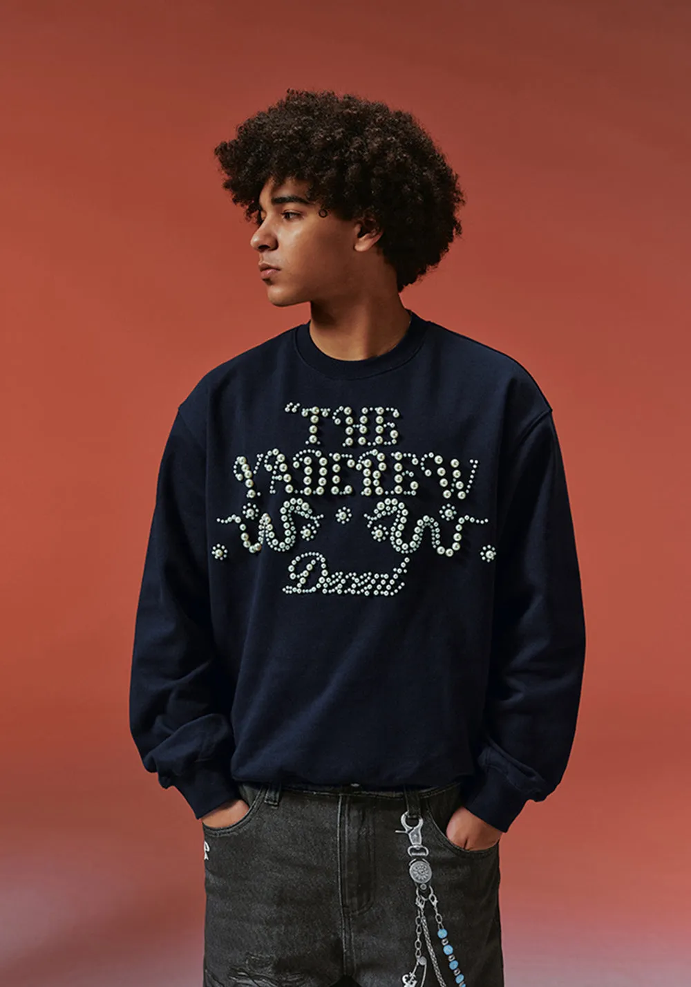 Pearl Text Snake Shadow Typography Sweatshirt