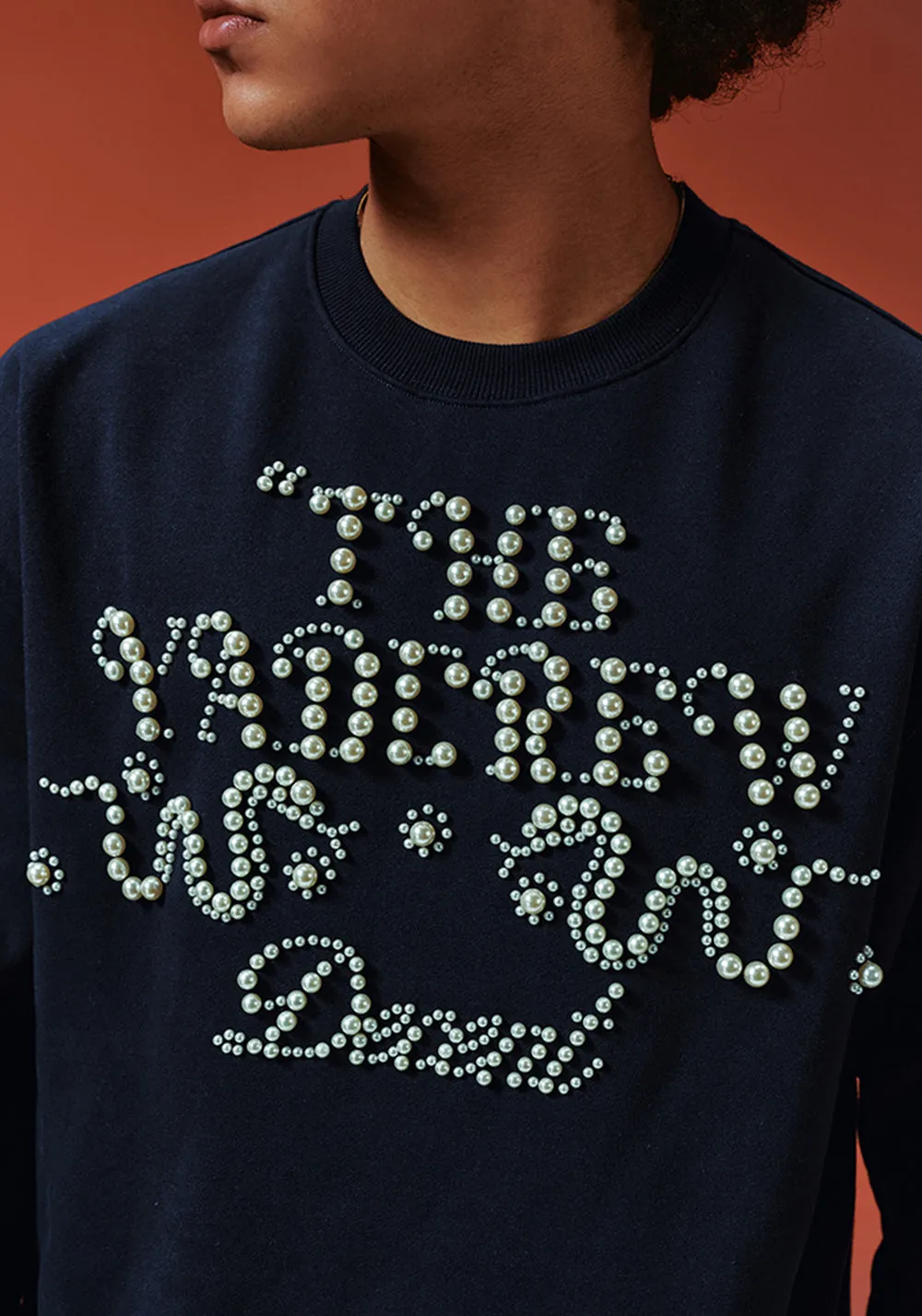 Pearl Text Snake Shadow Typography Sweatshirt