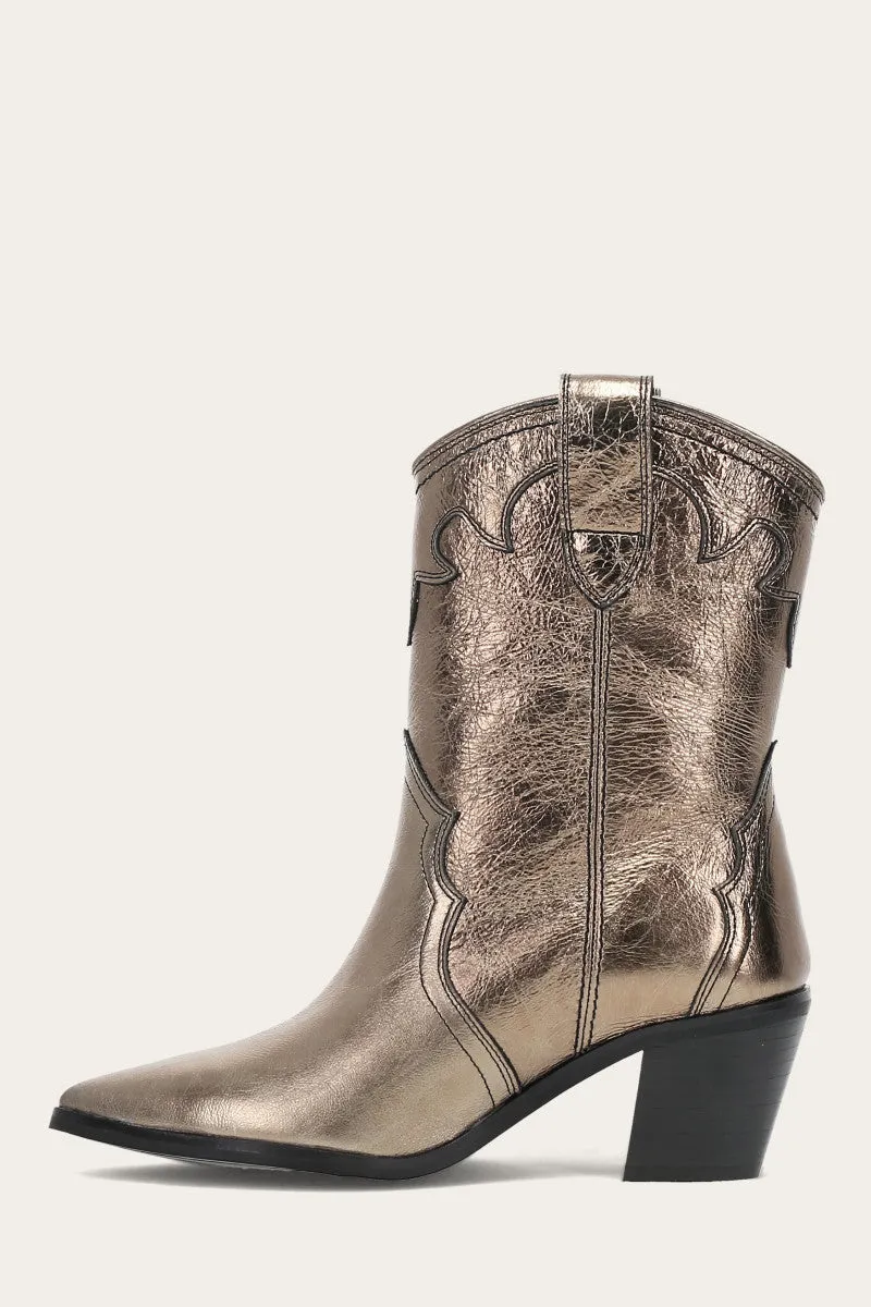 Sara Western Short