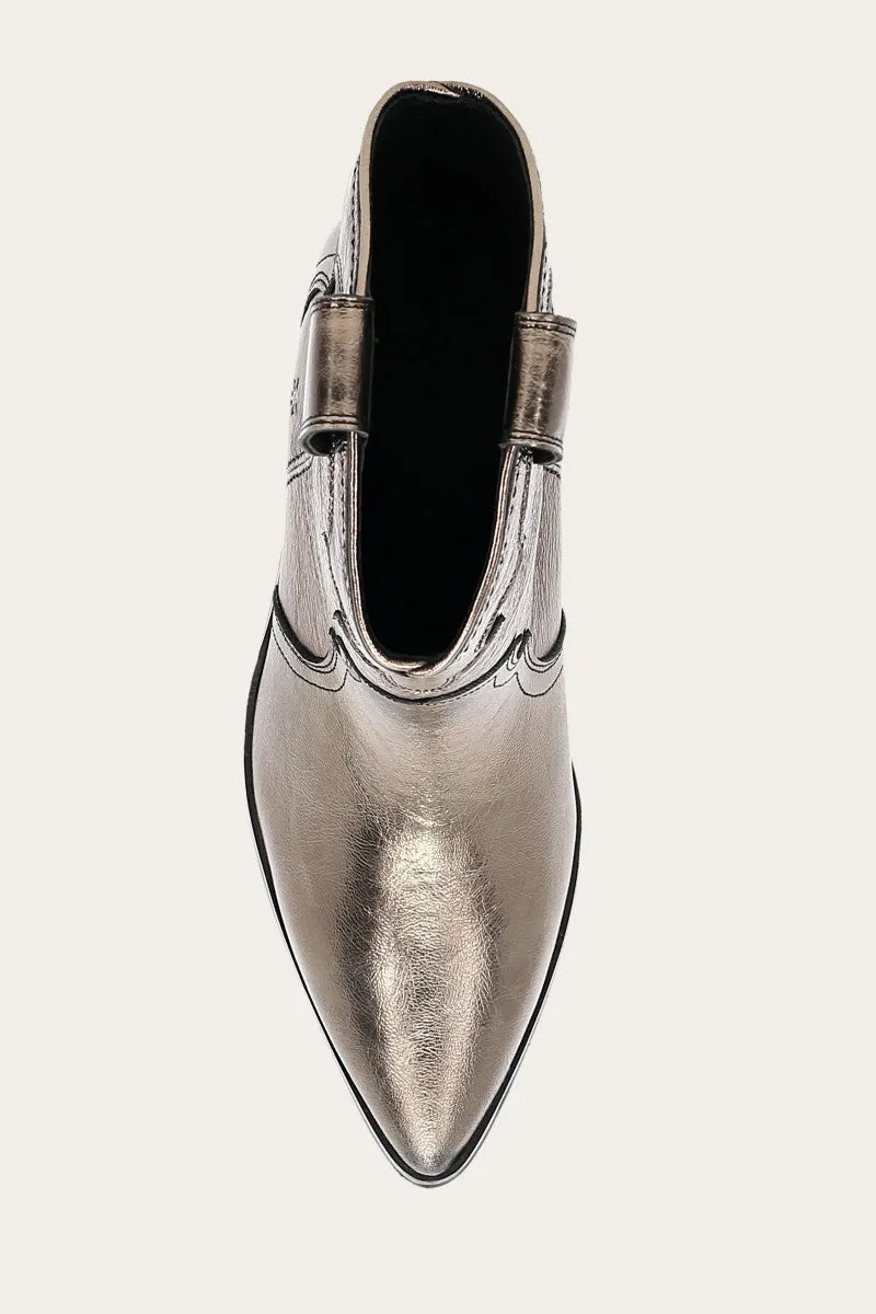 Sara Western Short