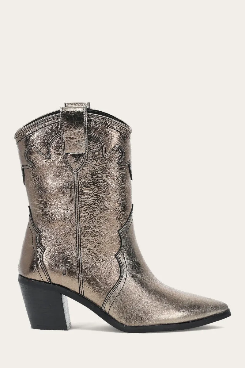 Sara Western Short