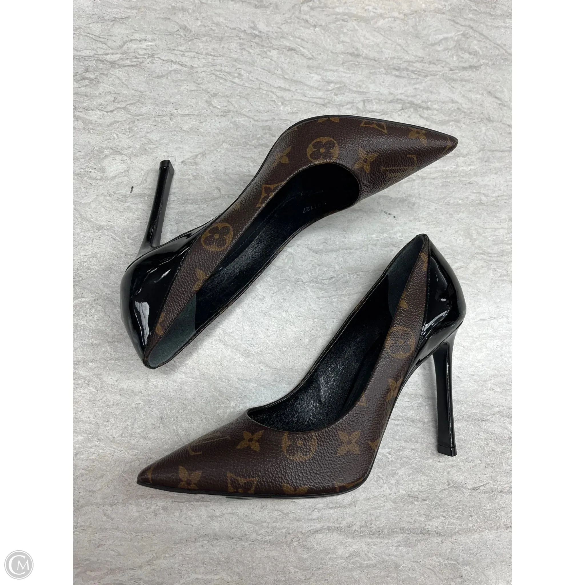Shoes Luxury Designer By Louis Vuitton In Brown, Size: 6.5