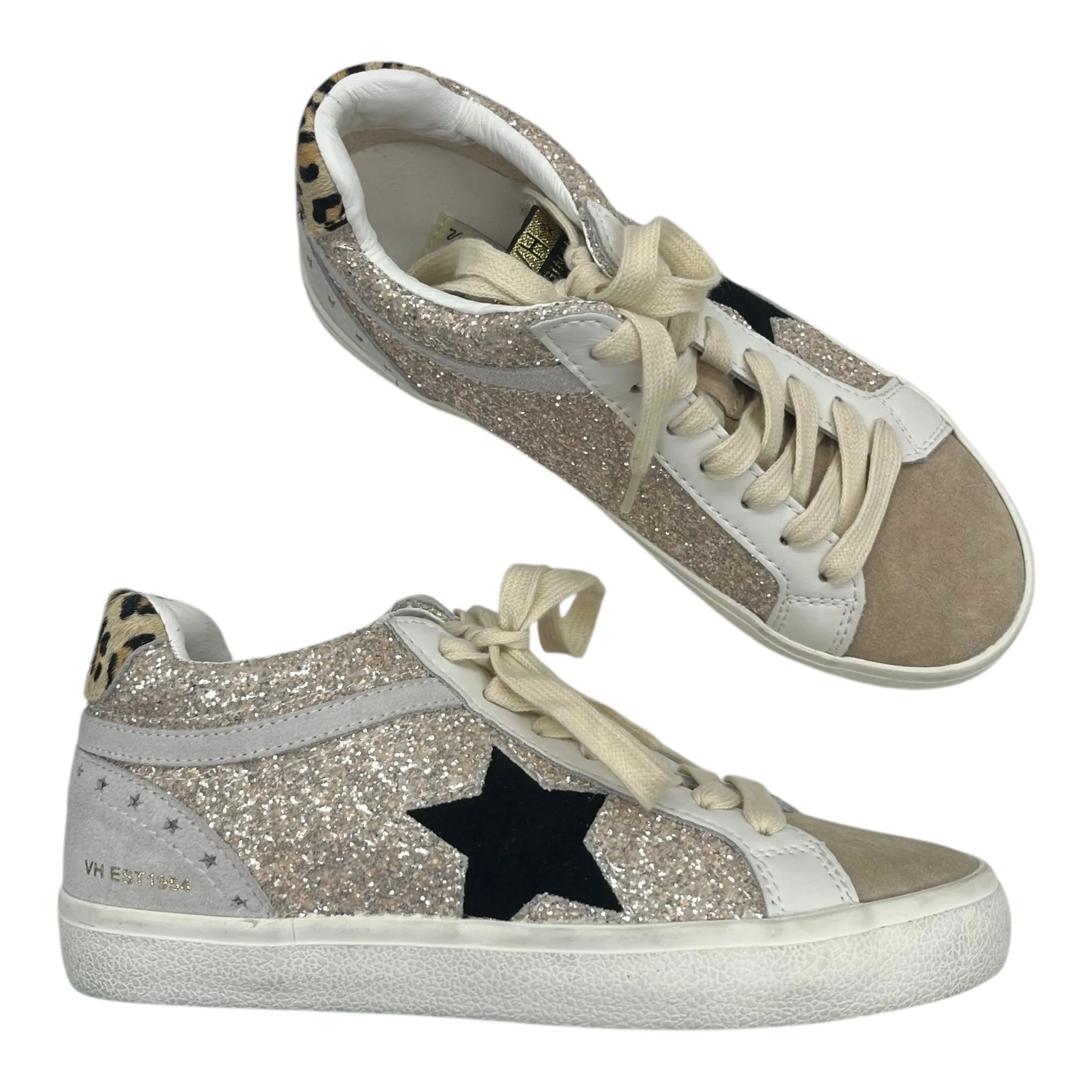 Shoes Sneakers By Clothes Mentor In Tan, Size:6.5