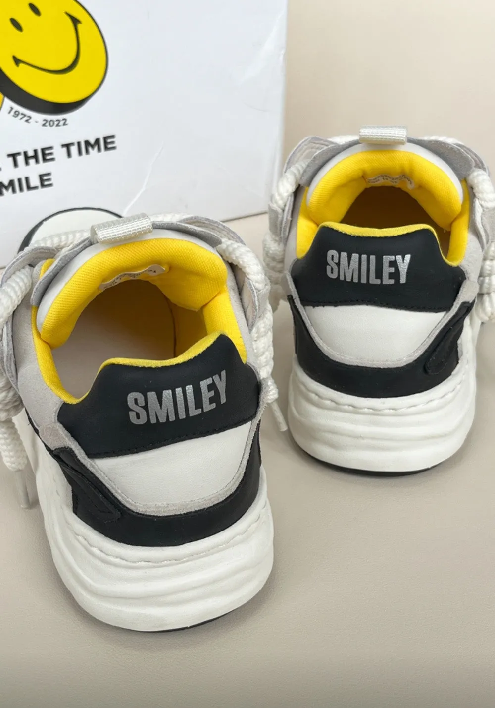 SMILEY丨Happy Face Star Sneakers
