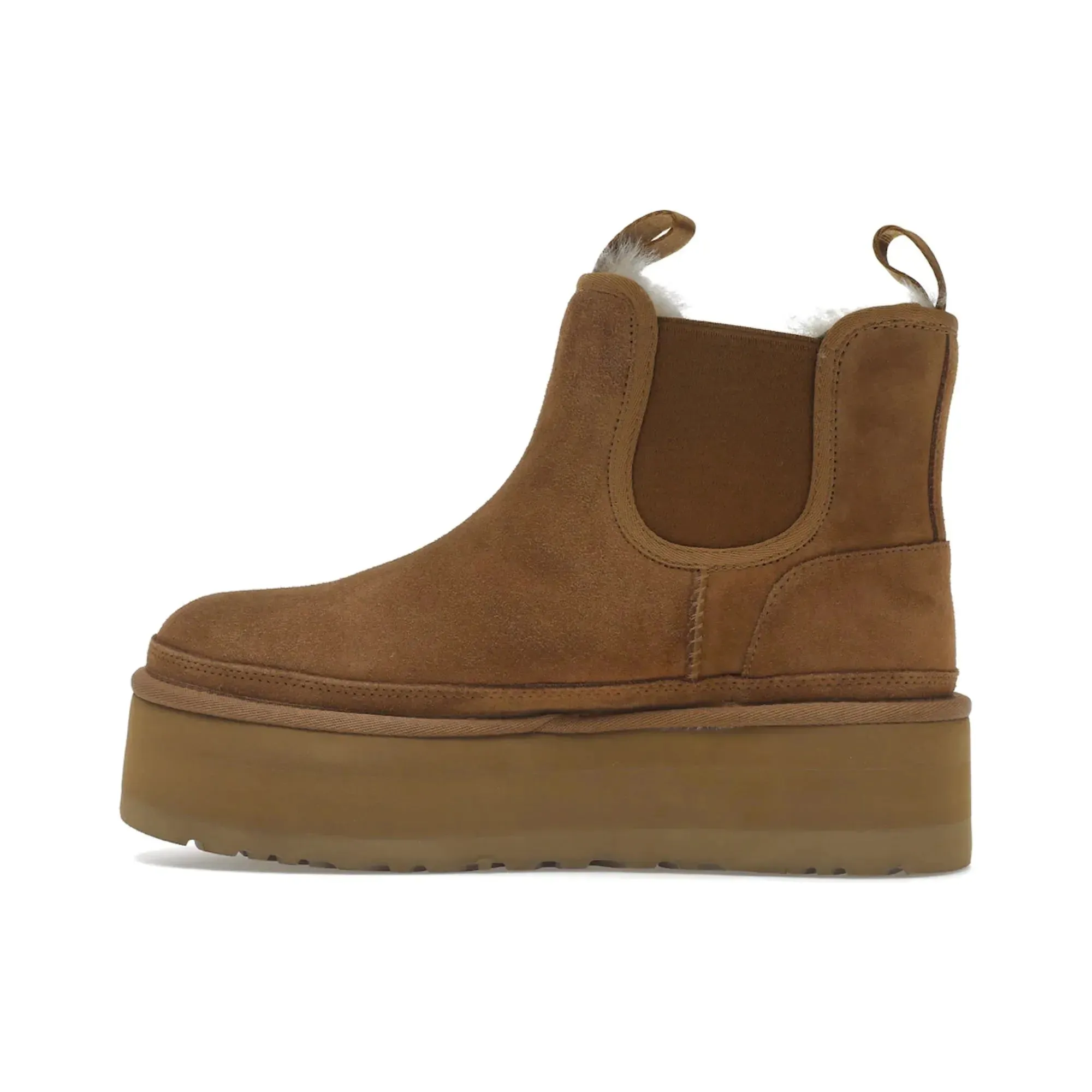 UGG Neumel Platform Chelsea Boot Chestnut (W)